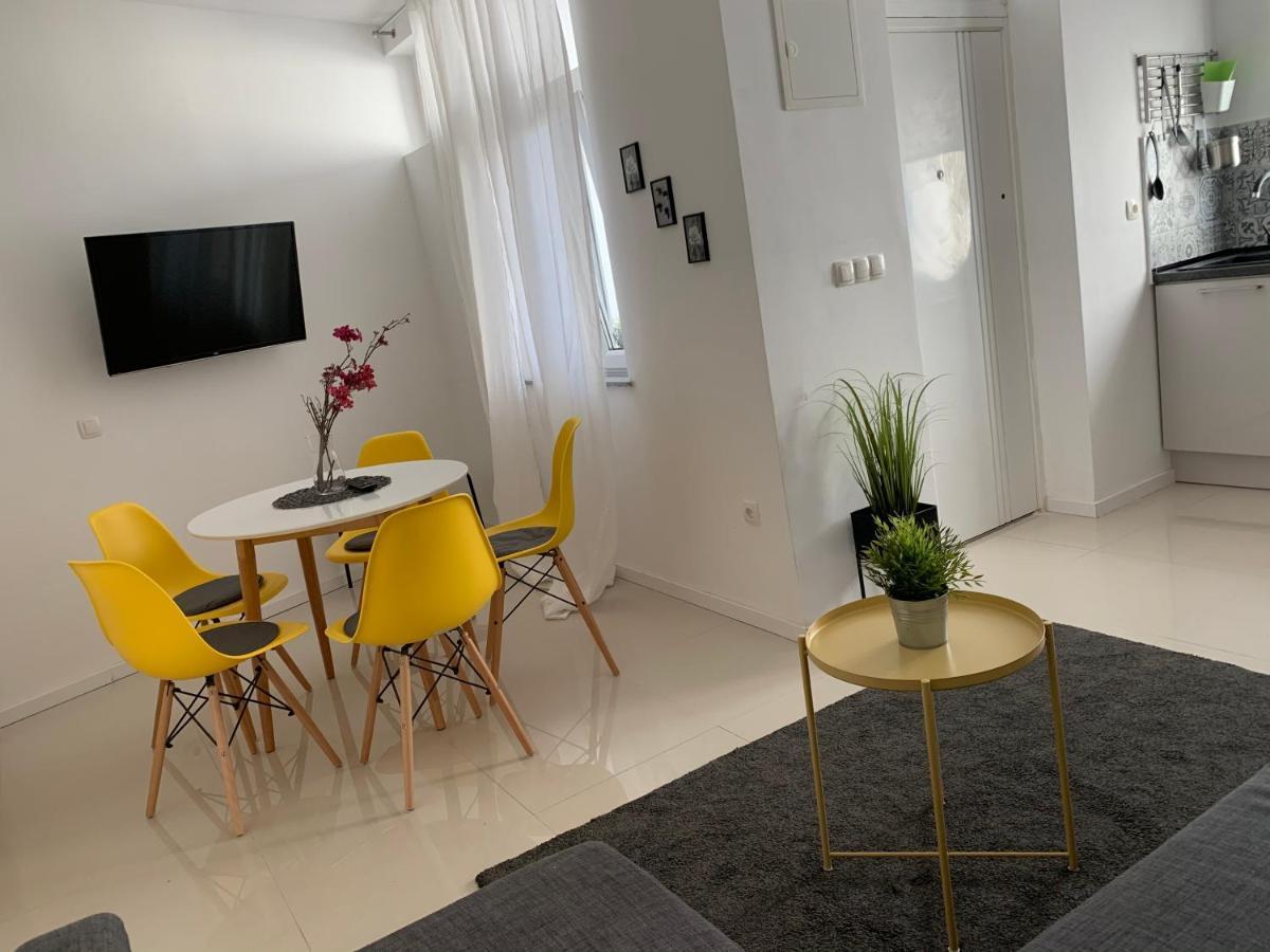 Apartments Luce Trogir Eksteriør bilde