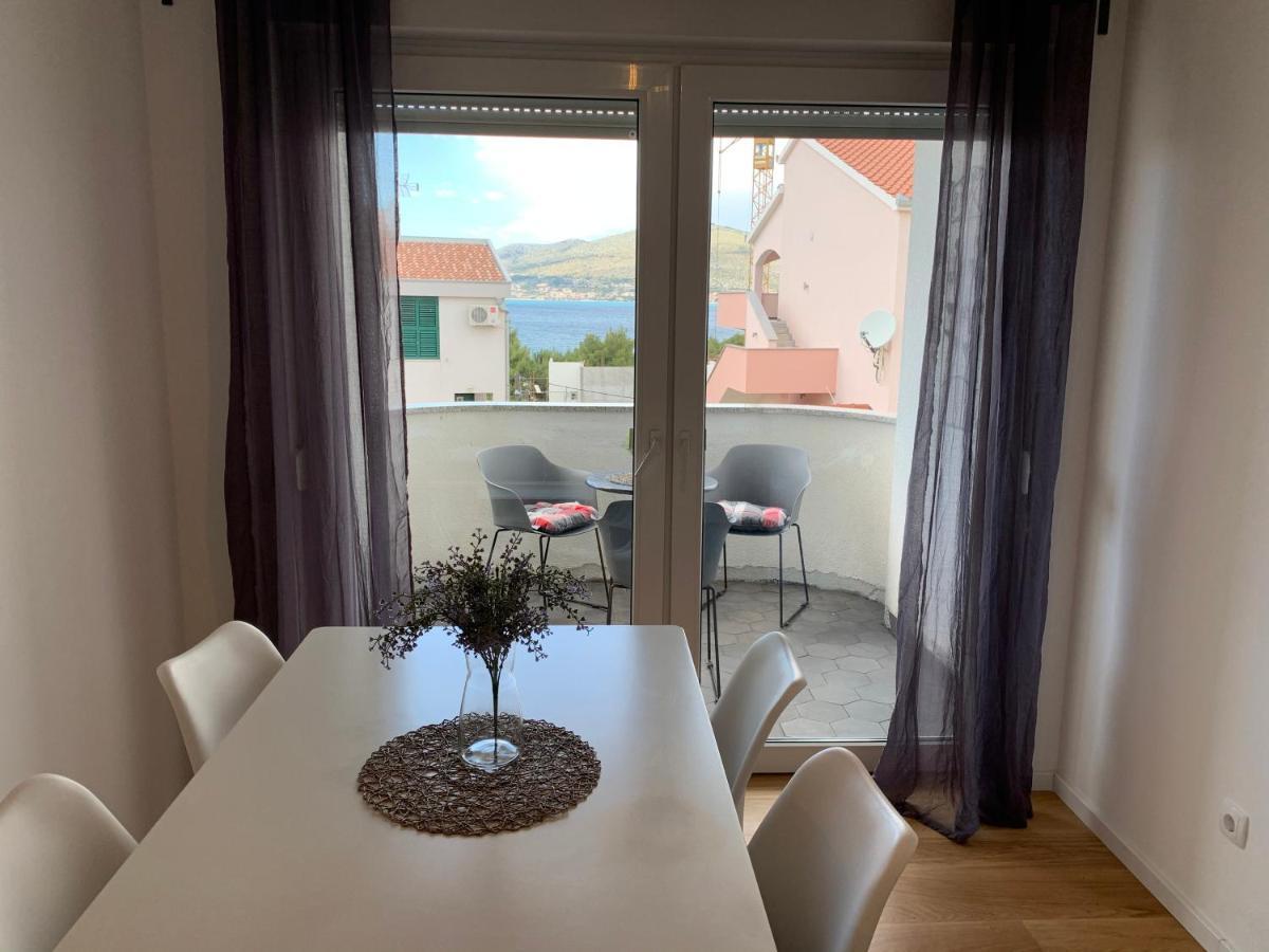 Apartments Luce Trogir Eksteriør bilde