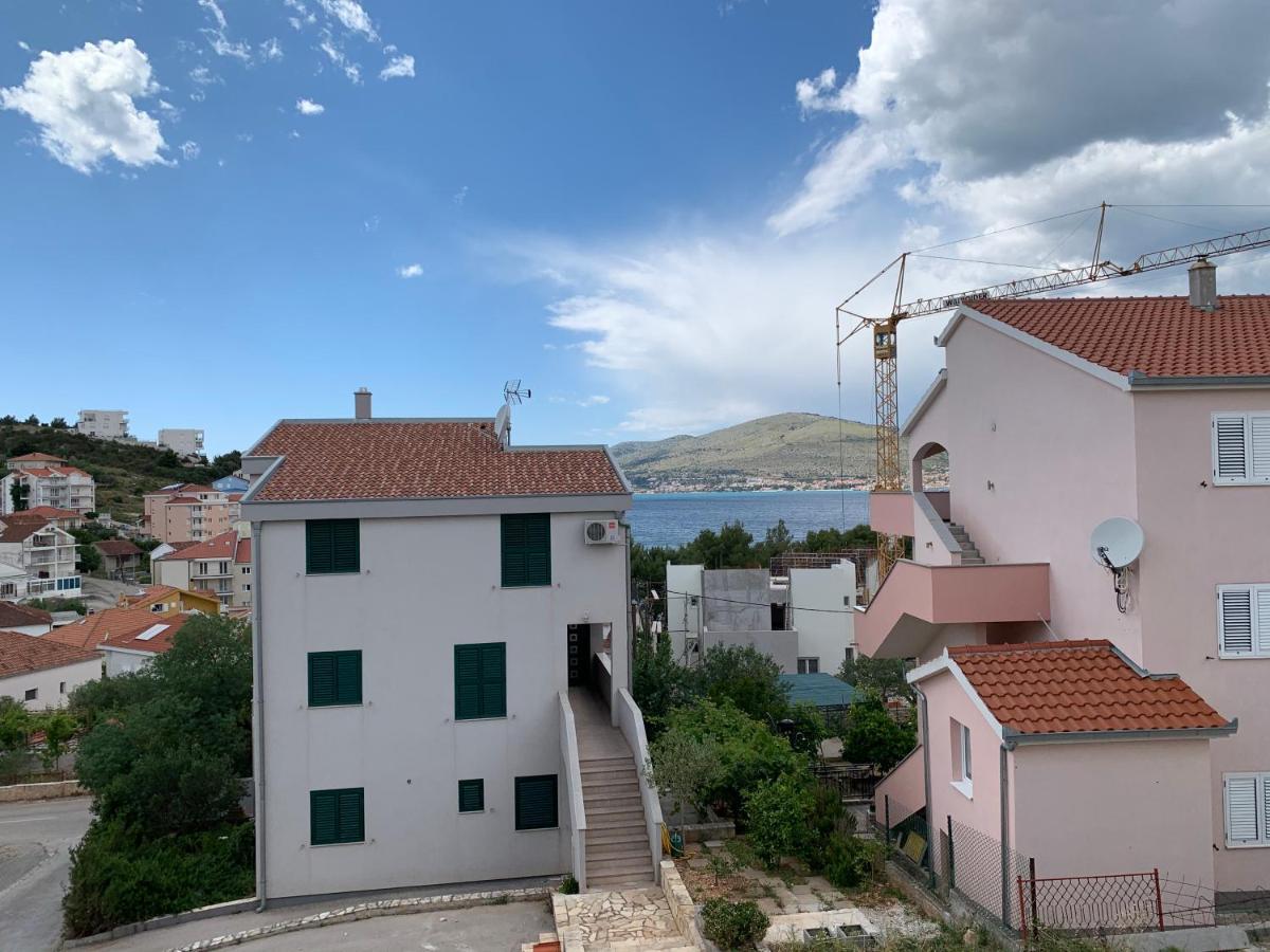 Apartments Luce Trogir Eksteriør bilde