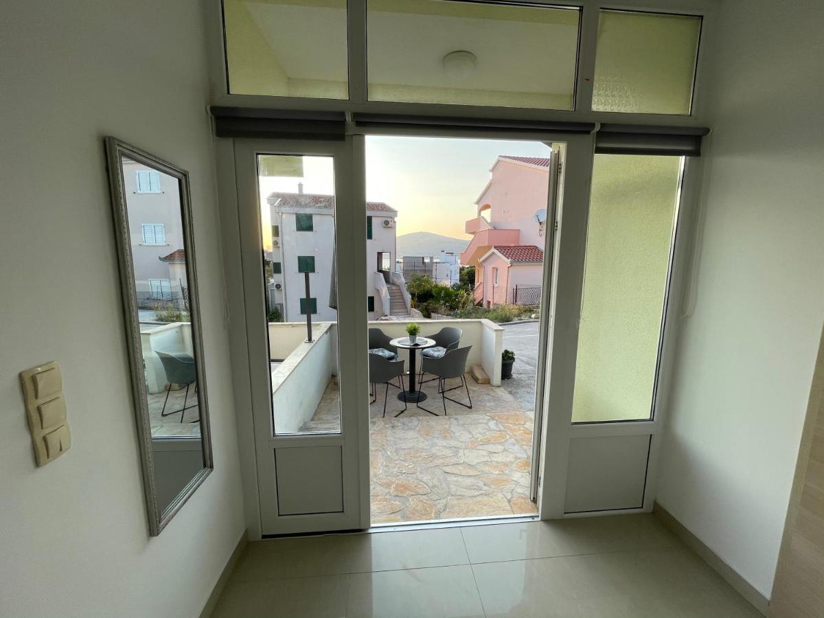 Apartments Luce Trogir Eksteriør bilde