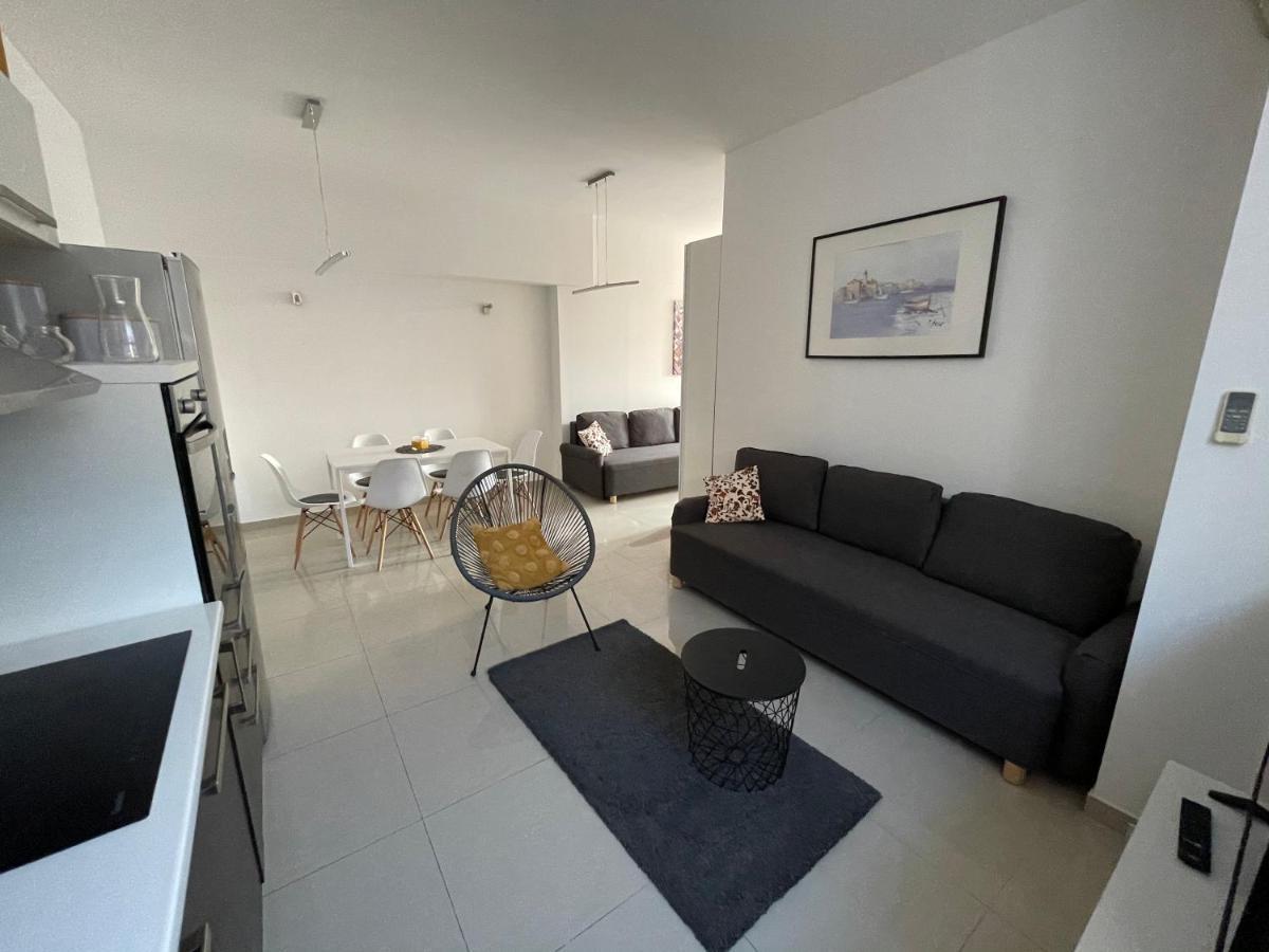 Apartments Luce Trogir Eksteriør bilde