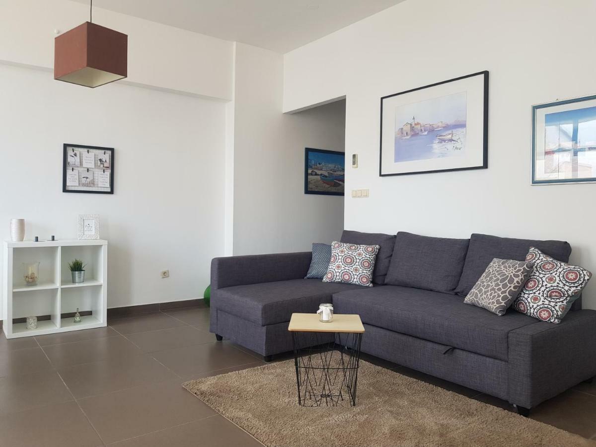 Apartments Luce Trogir Eksteriør bilde